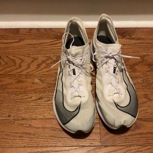 Nike zoom fly 3